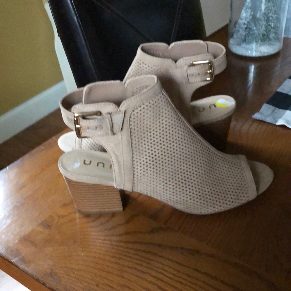 Beige shoes